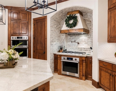 7421 Enchanted Stream Drive - Photo Thumbnail 15
