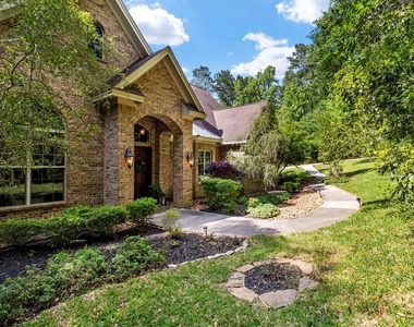 7421 Enchanted Stream Drive - Photo Thumbnail 4
