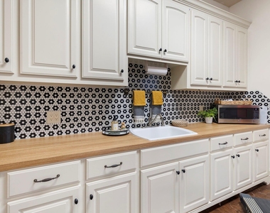 7421 Enchanted Stream Drive - Photo Thumbnail 34