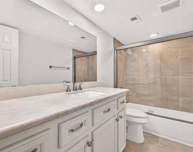 359 N Post Oak Lane - Photo Thumbnail 27