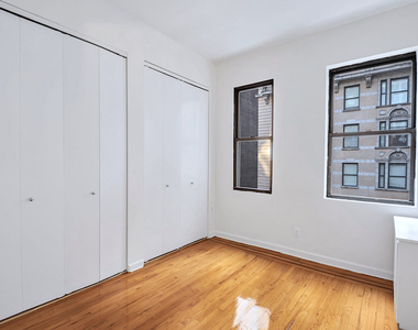Madison Avenue - Photo Thumbnail 2