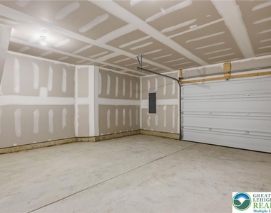 1084 Meadowlark Drive - Photo Thumbnail 30