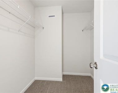 1086 Meadowlark Drive - Photo Thumbnail 19