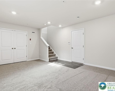 1086 Meadowlark Drive - Photo Thumbnail 29