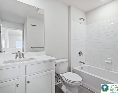 1086 Meadowlark Drive - Photo Thumbnail 24