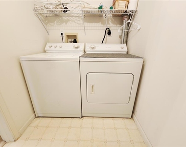 7276 Sauerkraut Lane - Photo Thumbnail 25