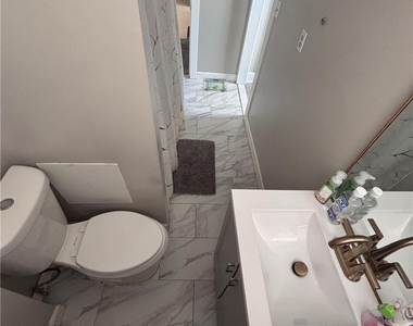805 Washington - Photo Thumbnail 8