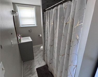 805 Washington - Photo Thumbnail 10