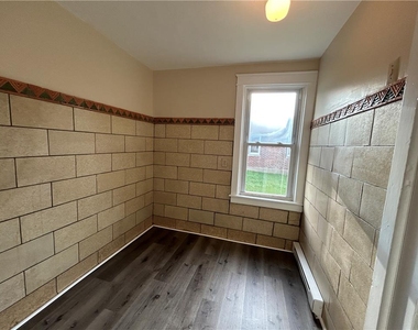 1416 Easton Avenue - Photo Thumbnail 9