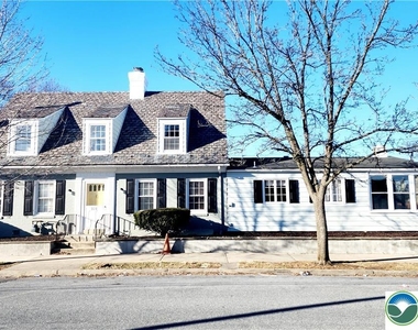 928 Linden Street - Photo Thumbnail 1