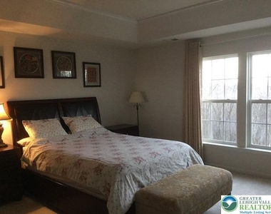 5279 High Vista - Photo Thumbnail 12