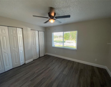 210 Saint Petersburg Drive E - Photo Thumbnail 9