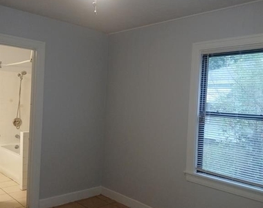 4262 3rd Avenue N - Photo Thumbnail 16