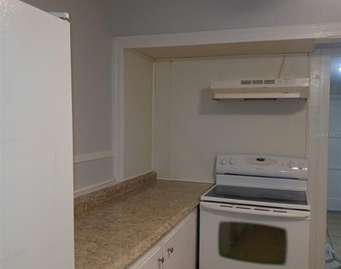 4262 3rd Avenue N - Photo Thumbnail 7