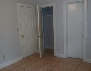 4262 3rd Avenue N - Photo Thumbnail 8