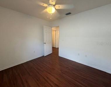 1928 Grenville Court - Photo Thumbnail 11