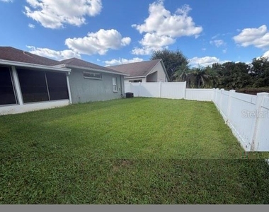 1928 Grenville Court - Photo Thumbnail 33