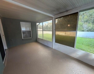 1928 Grenville Court - Photo Thumbnail 30