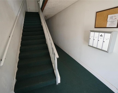 9203 Tudor Drive - Photo Thumbnail 19