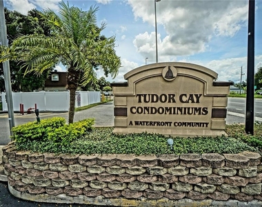 9203 Tudor Drive - Photo Thumbnail 21