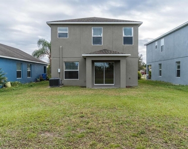 7704 Maroon Peak Drive - Photo Thumbnail 20