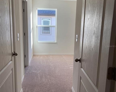5323 Companion Lane - Photo Thumbnail 11