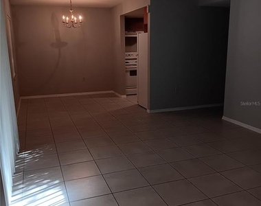 1909 Golden Glade Court - Photo Thumbnail 6