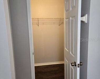 11626 Hammocks Glade Drive - Photo Thumbnail 10