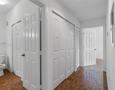9158 Lake Chase Island Way - Photo Thumbnail 20