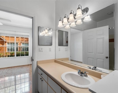9158 Lake Chase Island Way - Photo Thumbnail 15
