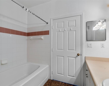 9158 Lake Chase Island Way - Photo Thumbnail 17