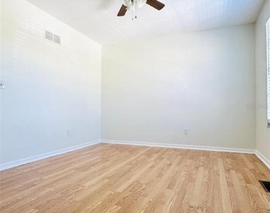 16634 Brigadoon Drive - Photo Thumbnail 15