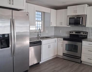 1051 Maybury Drive - Photo Thumbnail 3