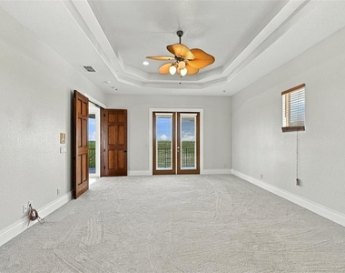 5644 Emerald Pointe Circle - Photo Thumbnail 25