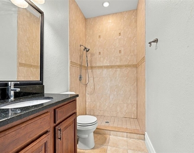 5644 Emerald Pointe Circle - Photo Thumbnail 46