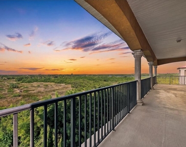5644 Emerald Pointe Circle - Photo Thumbnail 27