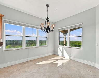 5644 Emerald Pointe Circle - Photo Thumbnail 19