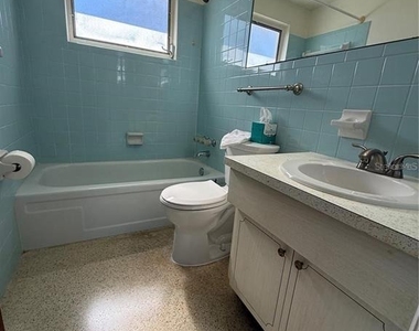 3838 Beechwood Drive - Photo Thumbnail 11