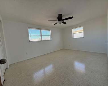 3838 Beechwood Drive - Photo Thumbnail 7