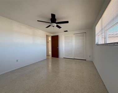 3838 Beechwood Drive - Photo Thumbnail 6
