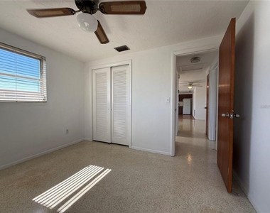 3838 Beechwood Drive - Photo Thumbnail 9