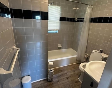4411 16th Avenue S - Photo Thumbnail 7