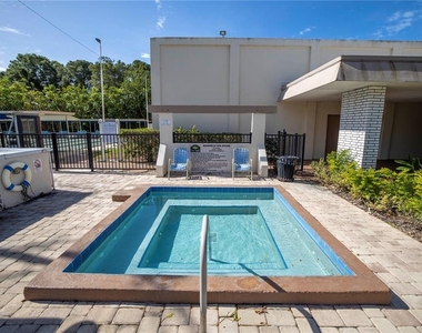 5725 80th St N - Photo Thumbnail 21