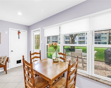 5725 80th St N - Photo Thumbnail 11