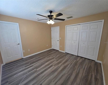 2425 Middleton Grove Drive - Photo Thumbnail 30
