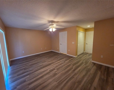 2425 Middleton Grove Drive - Photo Thumbnail 8