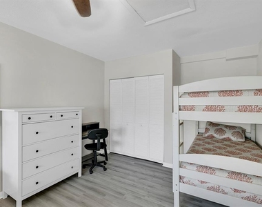 1112 S Prospect Avenue - Photo Thumbnail 20