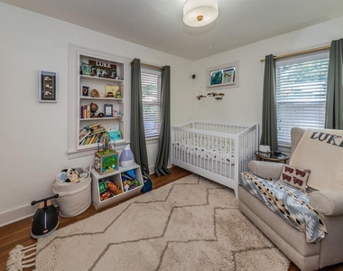 1037 18th Avenue N - Photo Thumbnail 17