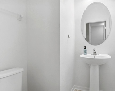 5732 Skytop Drive - Photo Thumbnail 10