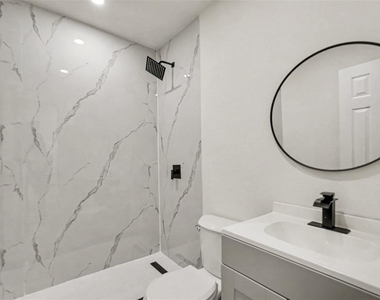 3306 W Wyoming Avenue - Photo Thumbnail 8